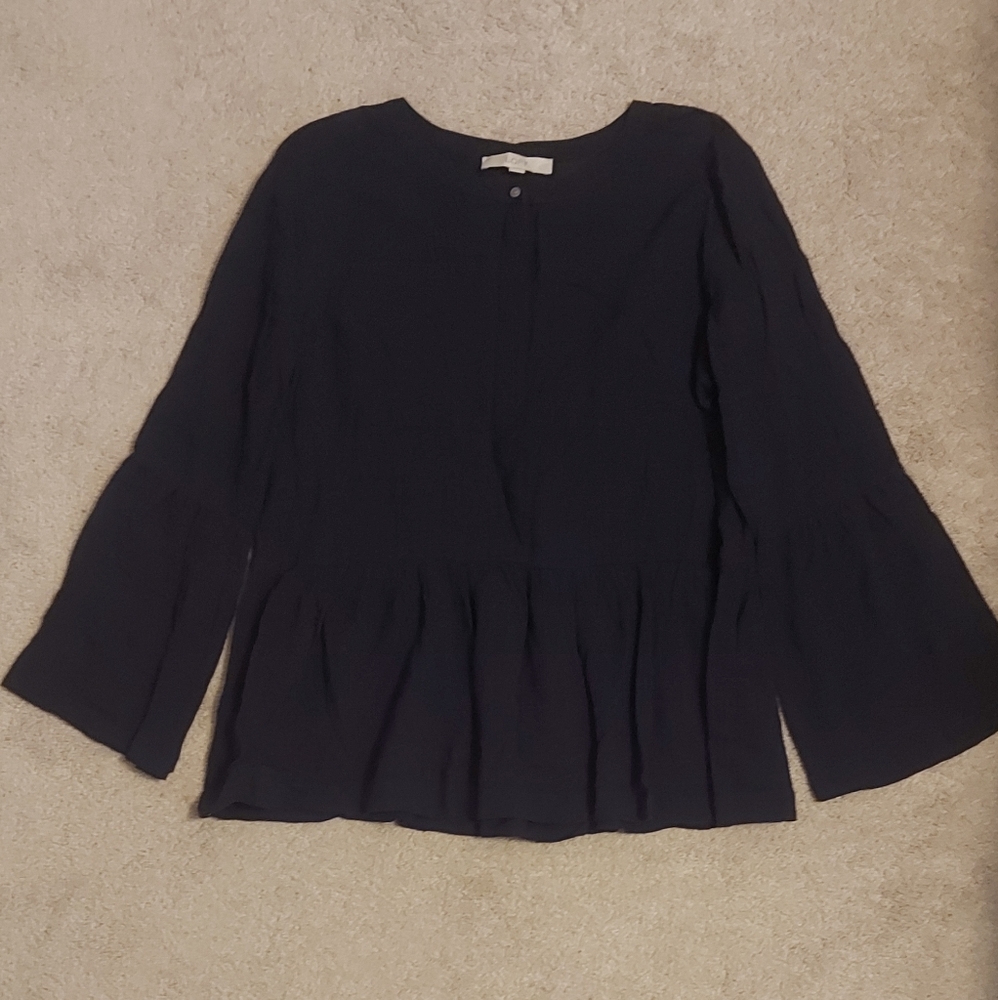 🦋 3/$30 Ann Taylor Loft bell sleeve blouse